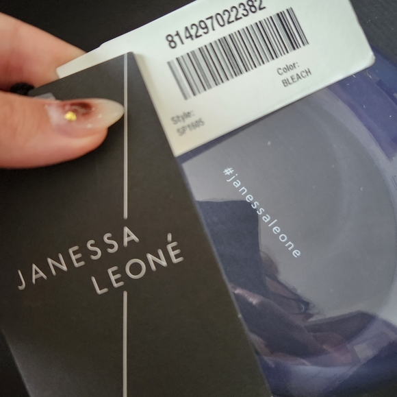 NWT Janessa Leone Straw Hat - Picture 3 of 6